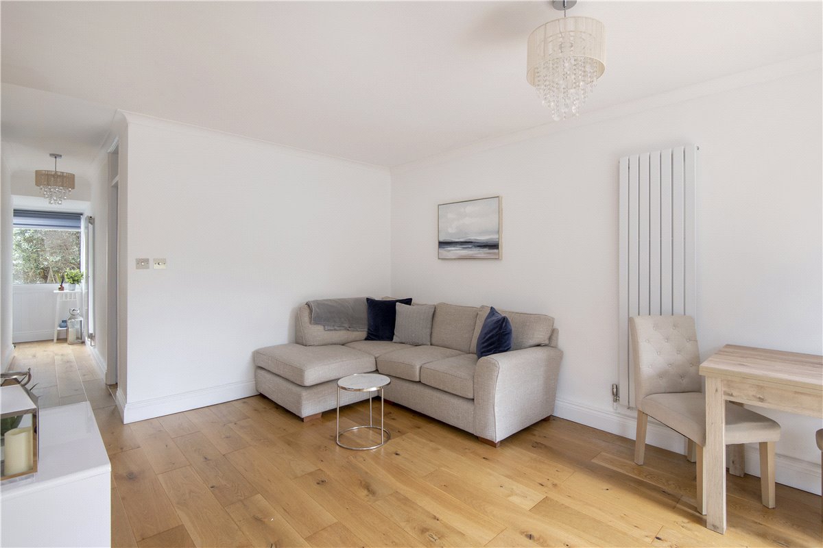 1 bedroom Flat, Mayford Road, London, SW12 - Sold, Image 2