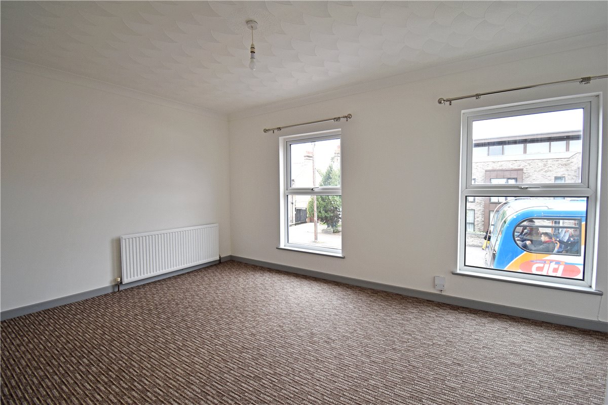 2 bedroom Flat, Milton Road, Cambridge, CB4 - Let Agreed, Image 1
