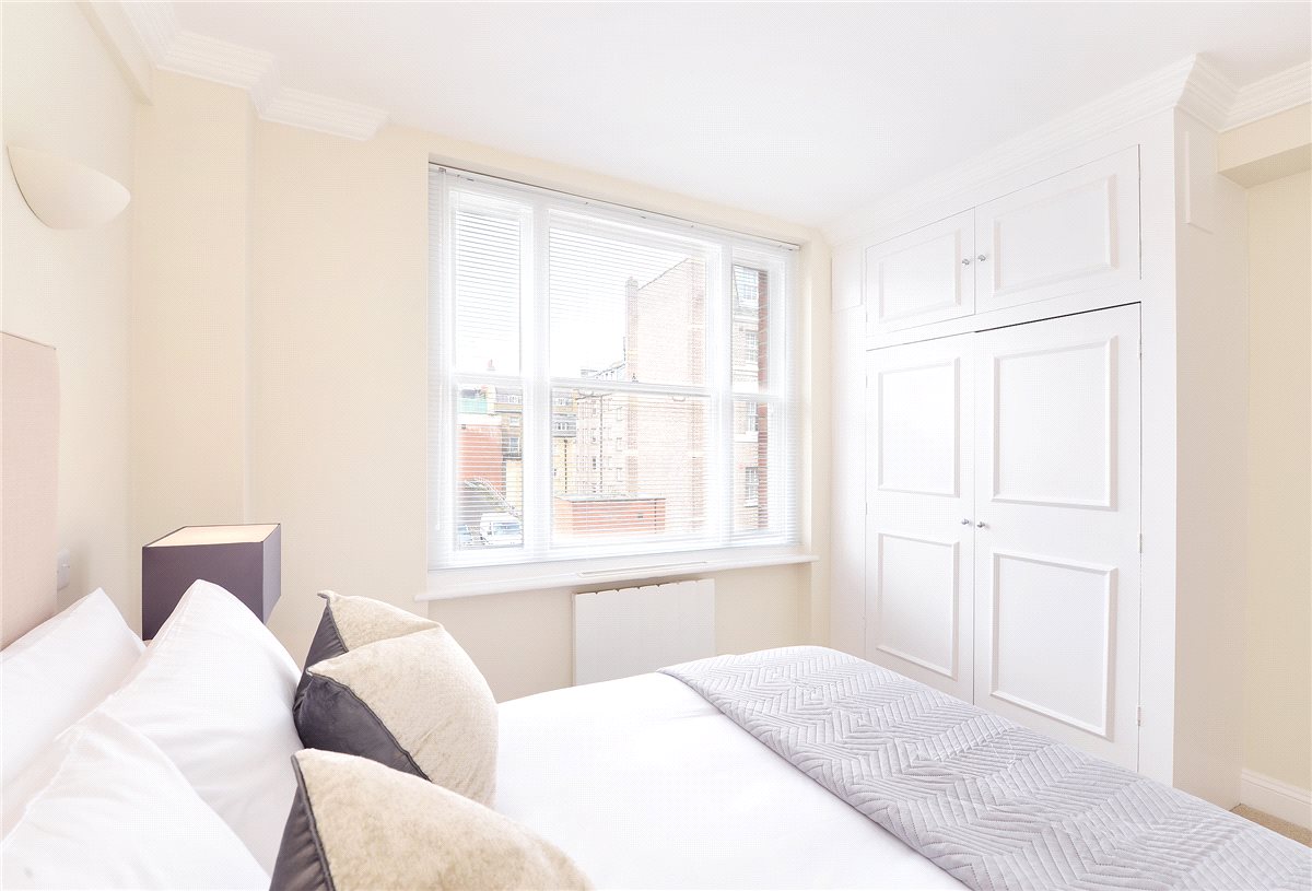 2 bedroom Flat, Hill Street, Mayfair, W1J - Available, Image 8