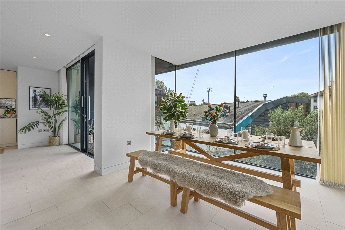 3 bedroom Flat, Latitude House, Oval Road, NW1 - Available, Image 25