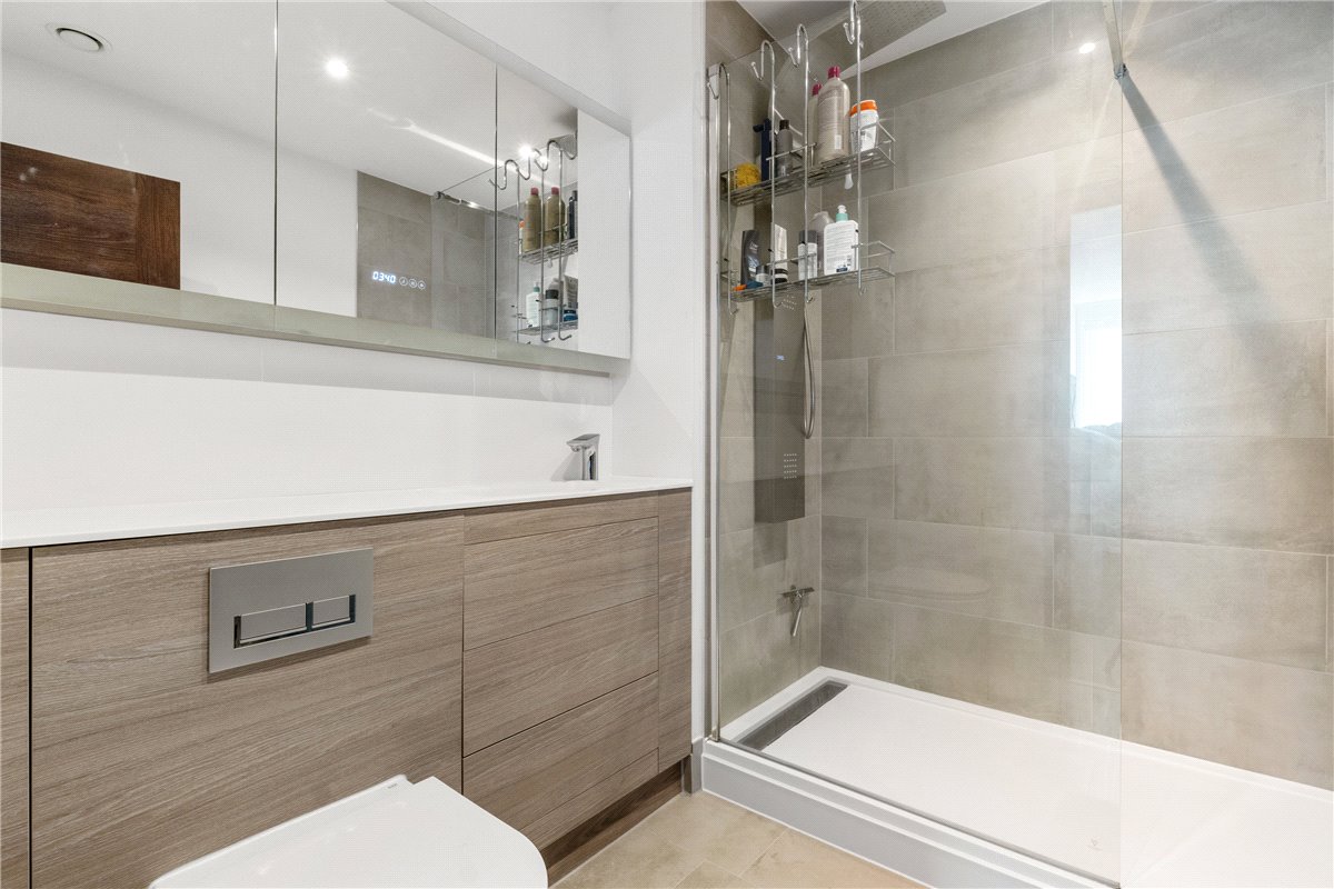 2 bedroom Flat, Station Square, Cambridge, CB1 - Sold, Image 3