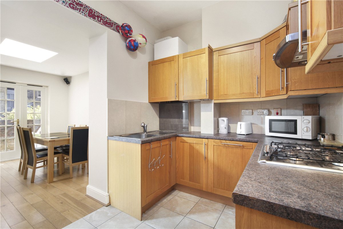 2 bedroom Flat, Westbourne Park Road, Bayswater, W2 - Available, Image 1