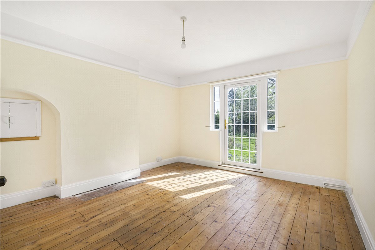 4 bedroom House, The Rise, Islip, OX5 - , Image 4
