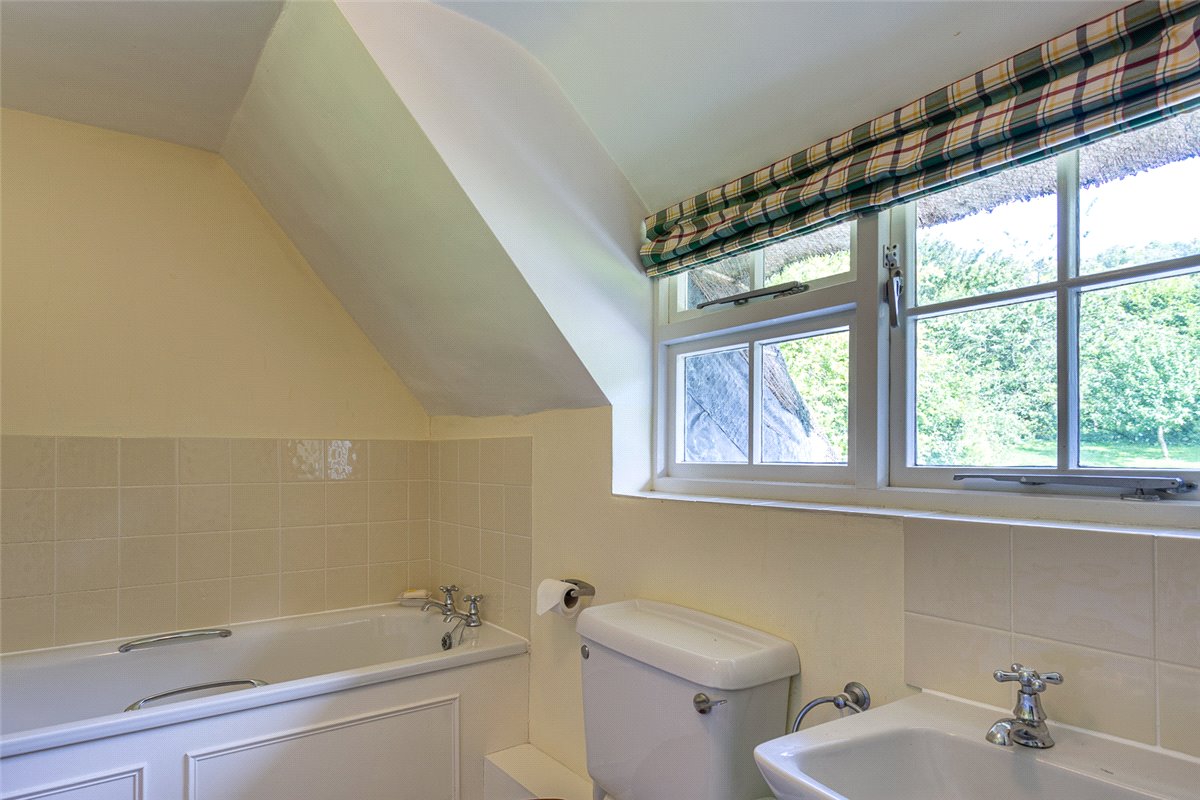 3 bedroom Cottage, Combe, Hungerford, RG17 - Let Agreed, Image 7