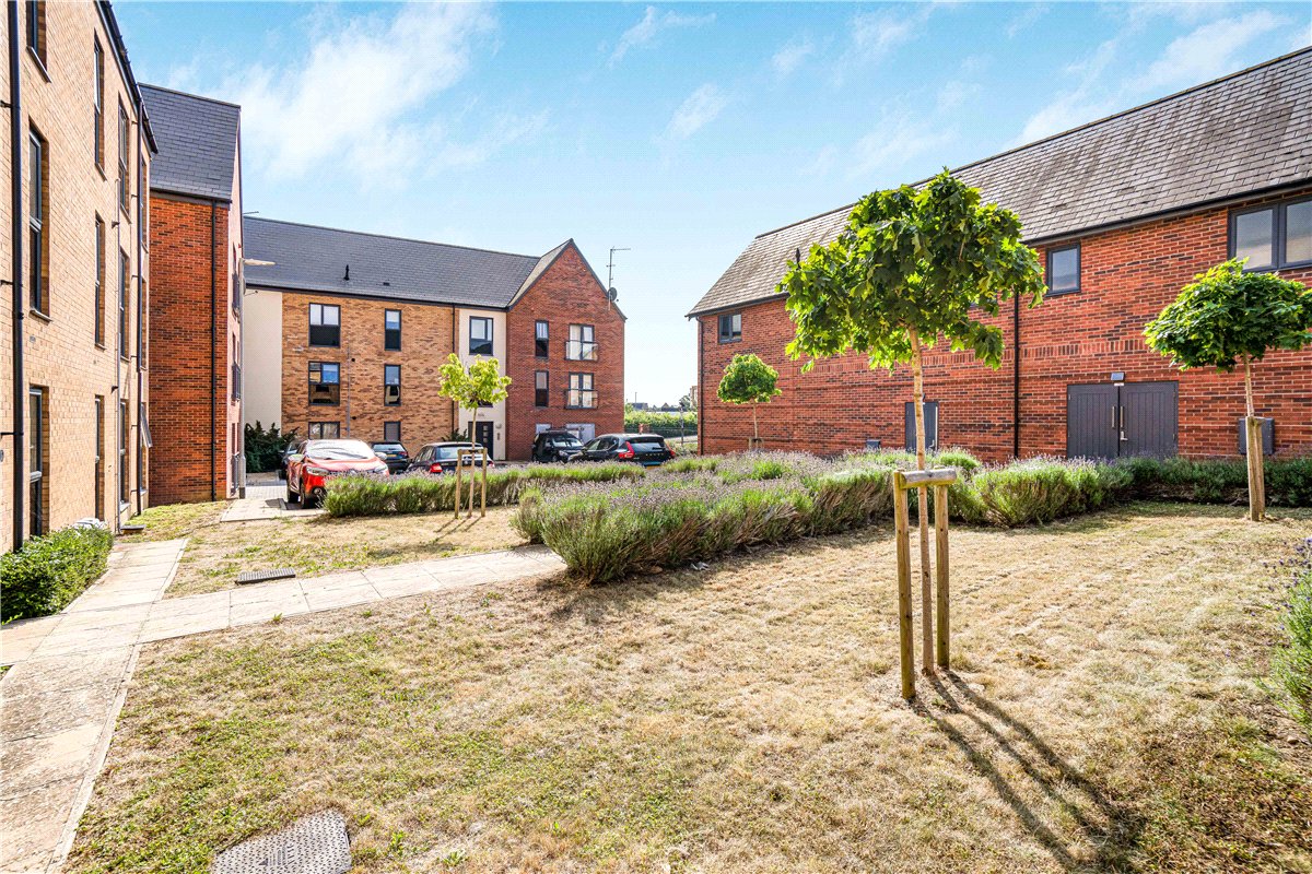 2 bedroom Flat, Vaynol Way, Whitehouse, MK8 - Let Agreed, Image 10