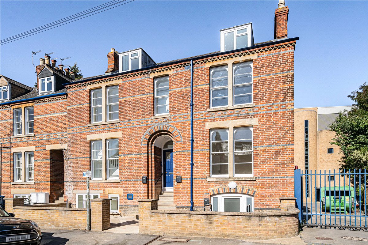 2 bedroom Flat, Walton Crescent, Oxford, OX1 - Available, Image 22