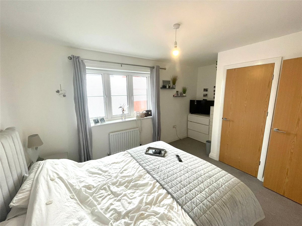 2 bedroom House, Merevale Close, Daventry, NN11 - , Image 7