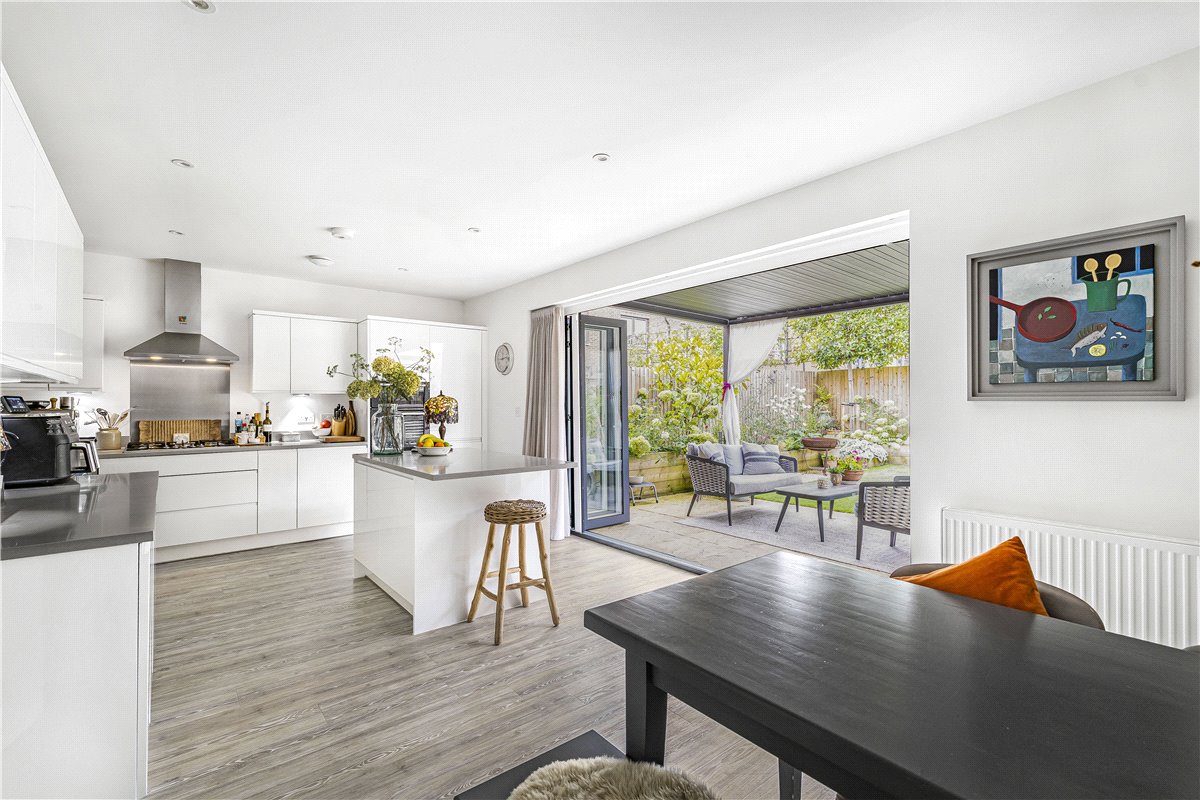 4 bedroom House, Collett Drive, Oxford, OX2 - Available, Image 4