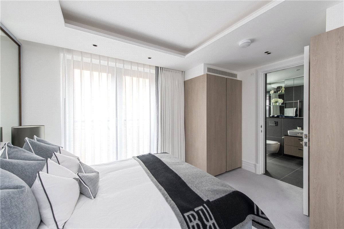 2 bedroom Flat, Kensington Gardens Square, Bayswater, W2 - Available, Image 13