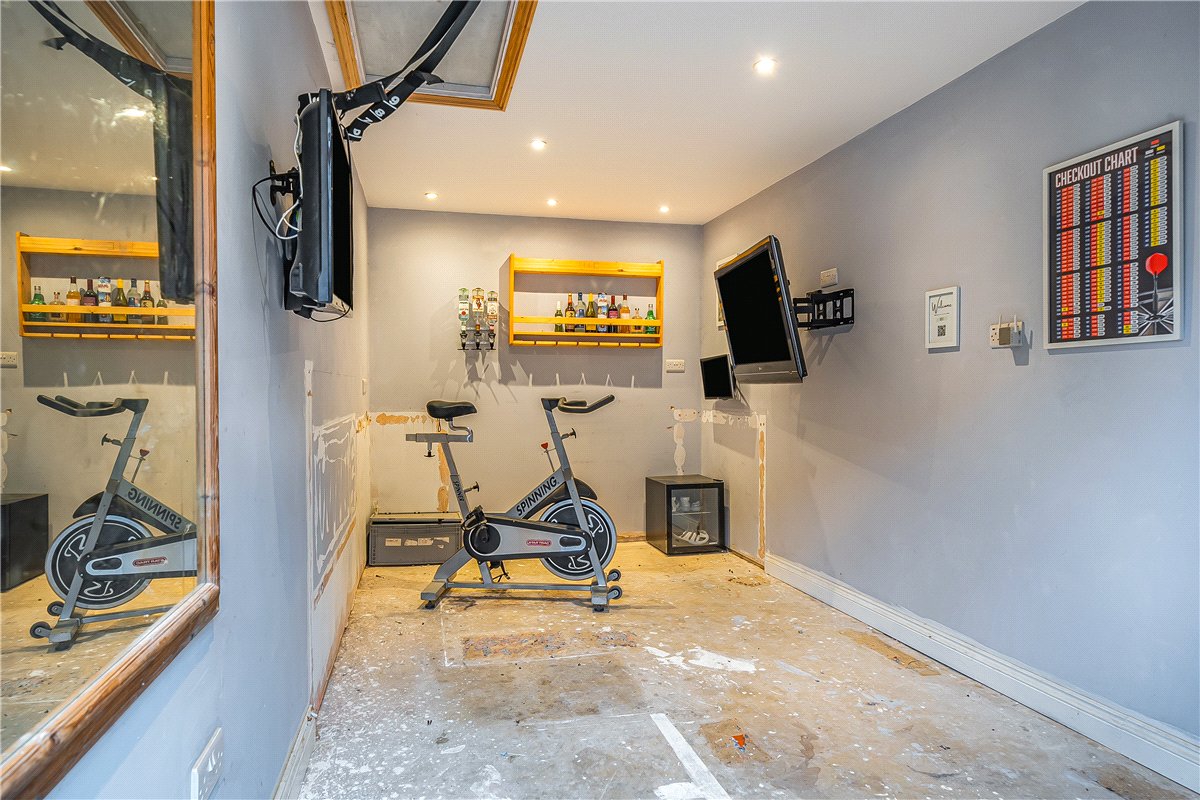 2 bedroom House, Martinsell Green, Pewsey, SN9 - Available, Image 10