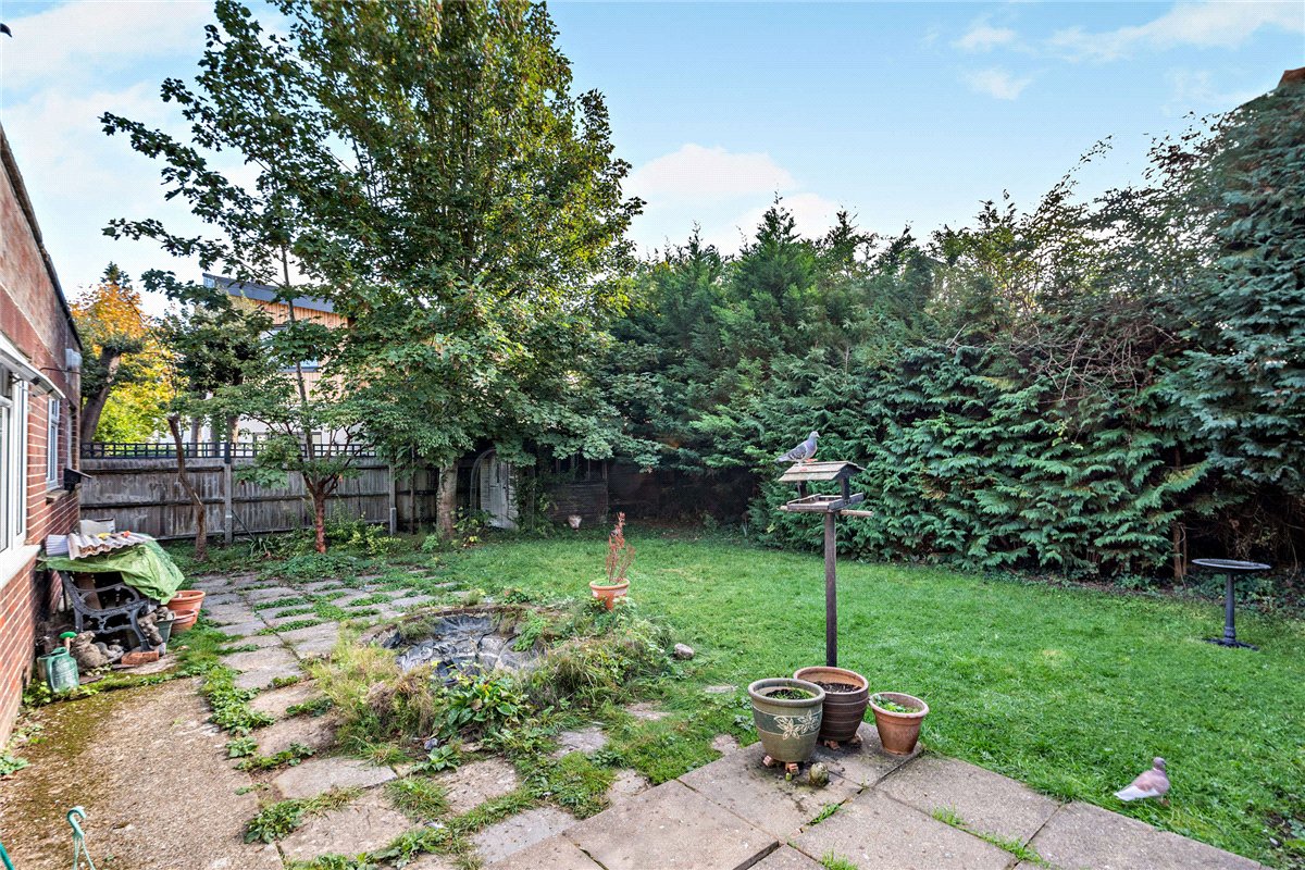 4 bedroom House, Clarendon Gardens, Newbury, RG14 - Available, Image 20