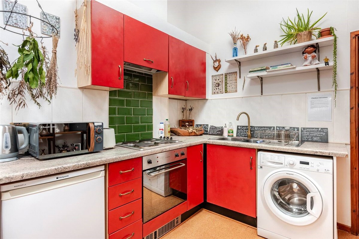 1 bedroom Bungalow, Dudley Court, York, YO31 - Available, Image 2