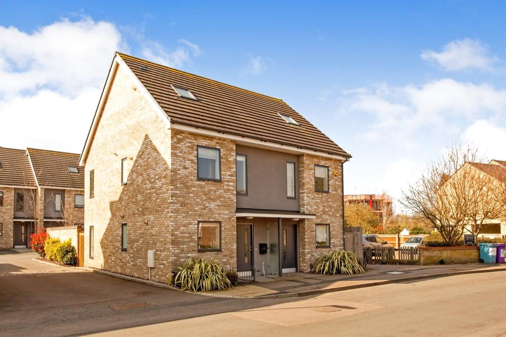 3 bedroom House, Fishers Lane, Cambridge, CB1 - 