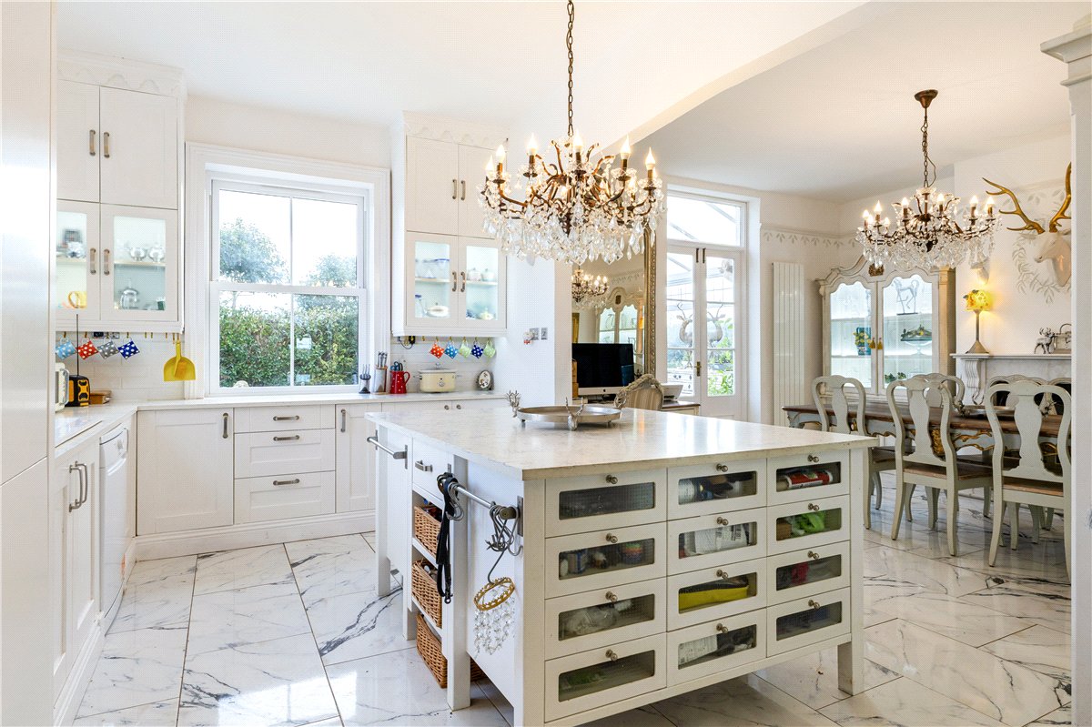 7 bedroom House, Manby Road, Stewton, LN11 - Available, Image 29