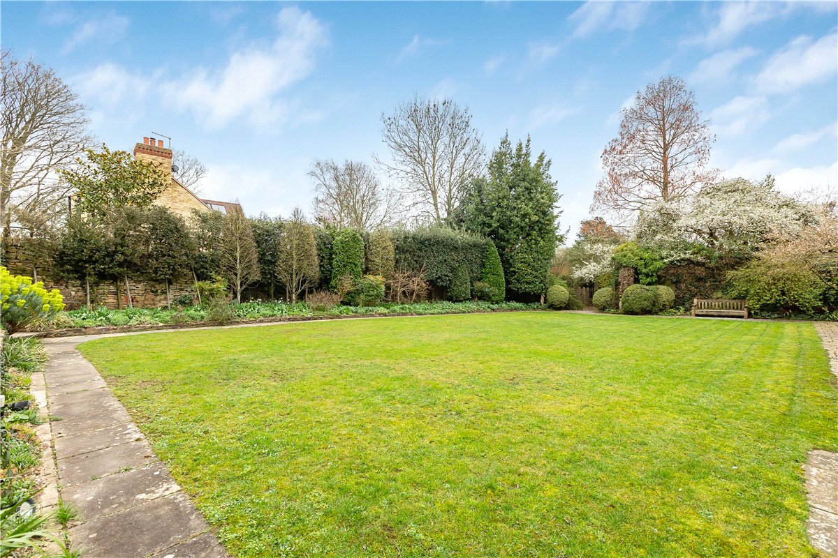 5 bedroom Barn Conversion, Great Haseley, , OX44 - Available, Image 33