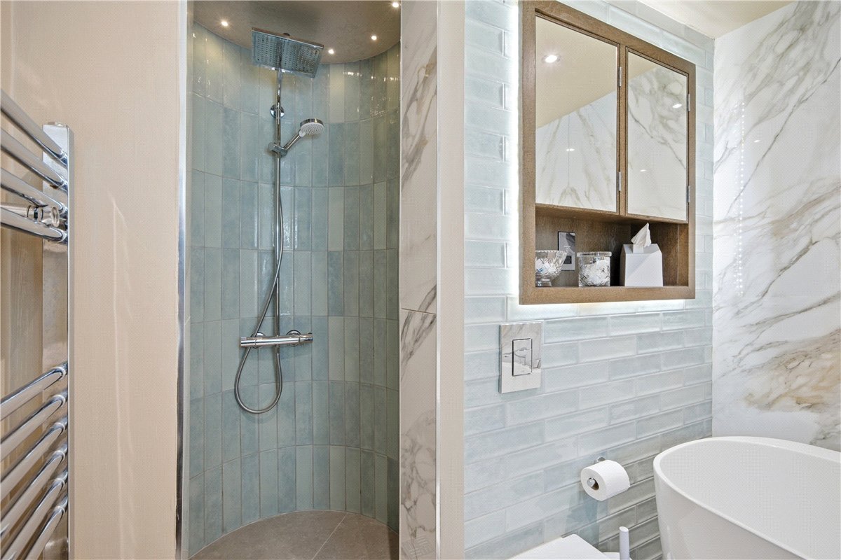 3 bedroom Flat, Apartment 5, Esplanade Court, 2 St. Marys Walk, HG2 - Sold, Image 7