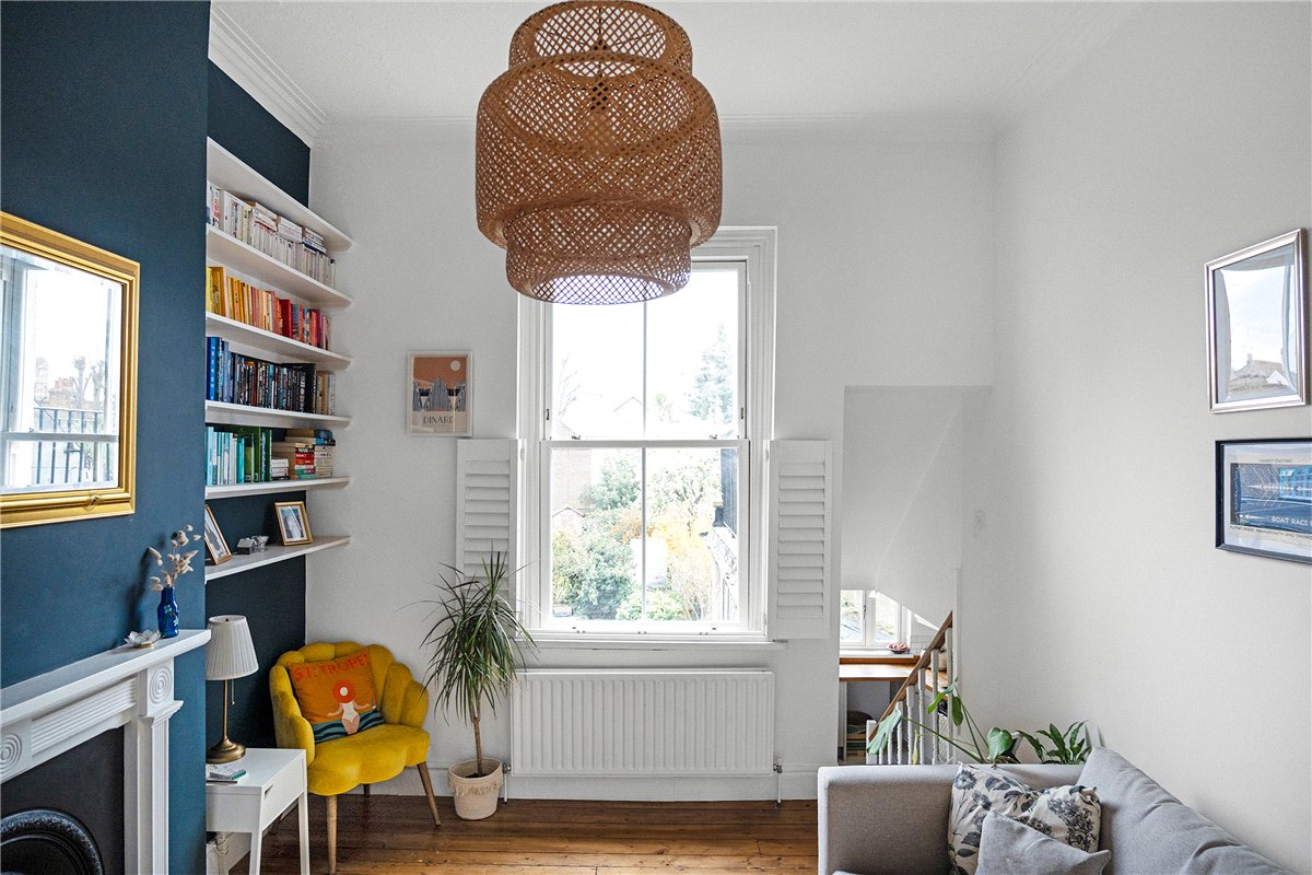 2 bedroom Flat, East Hill, London, SW18 - Sold STC