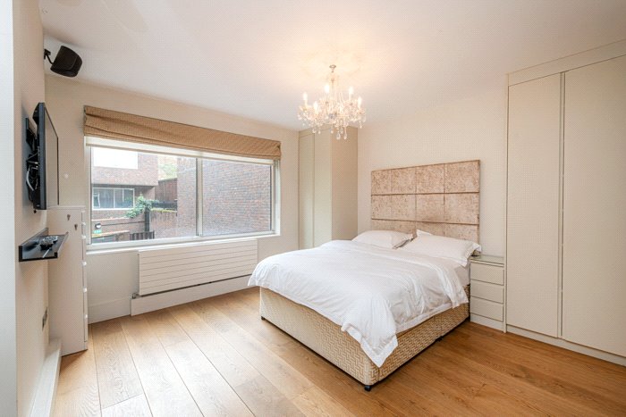 2 bedroom Maisonette, Ebury Street, Belgravia, SW1W - Let Agreed, Image 21