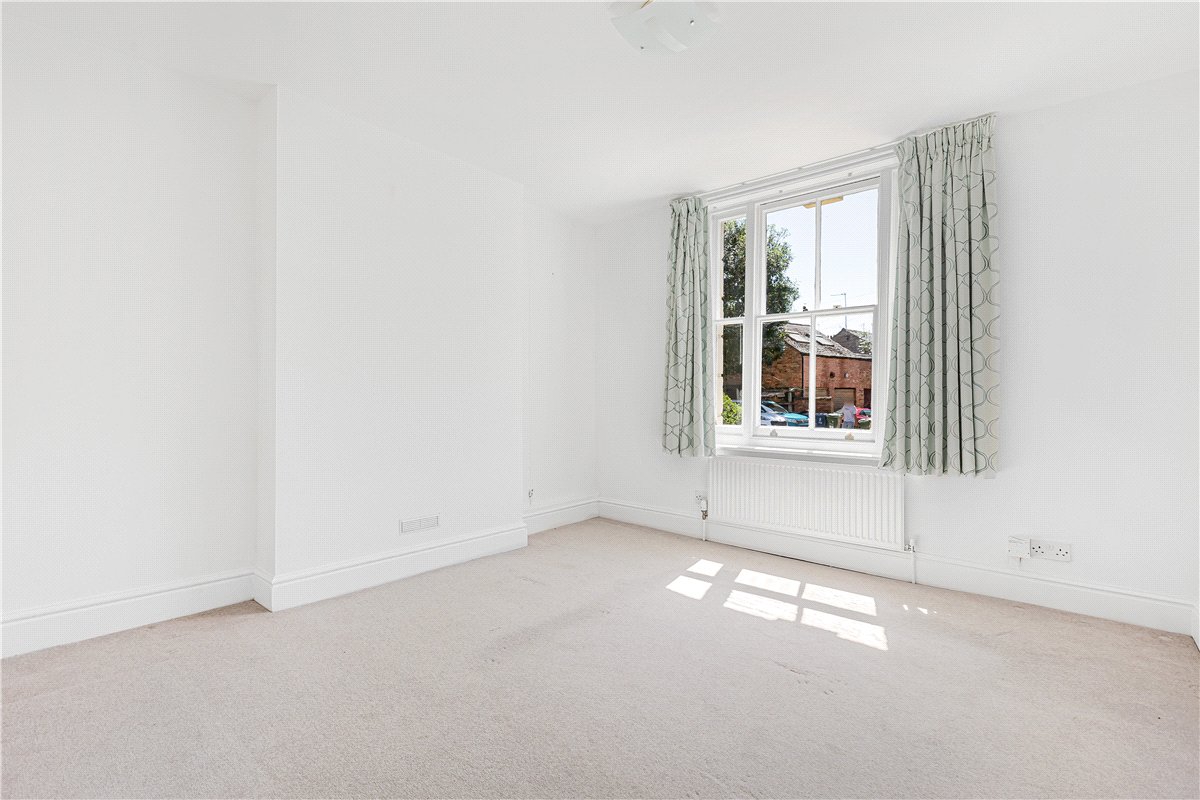 2 bedroom Maisonette, Walton Crescent, Oxford, OX1 - Available, Image 9