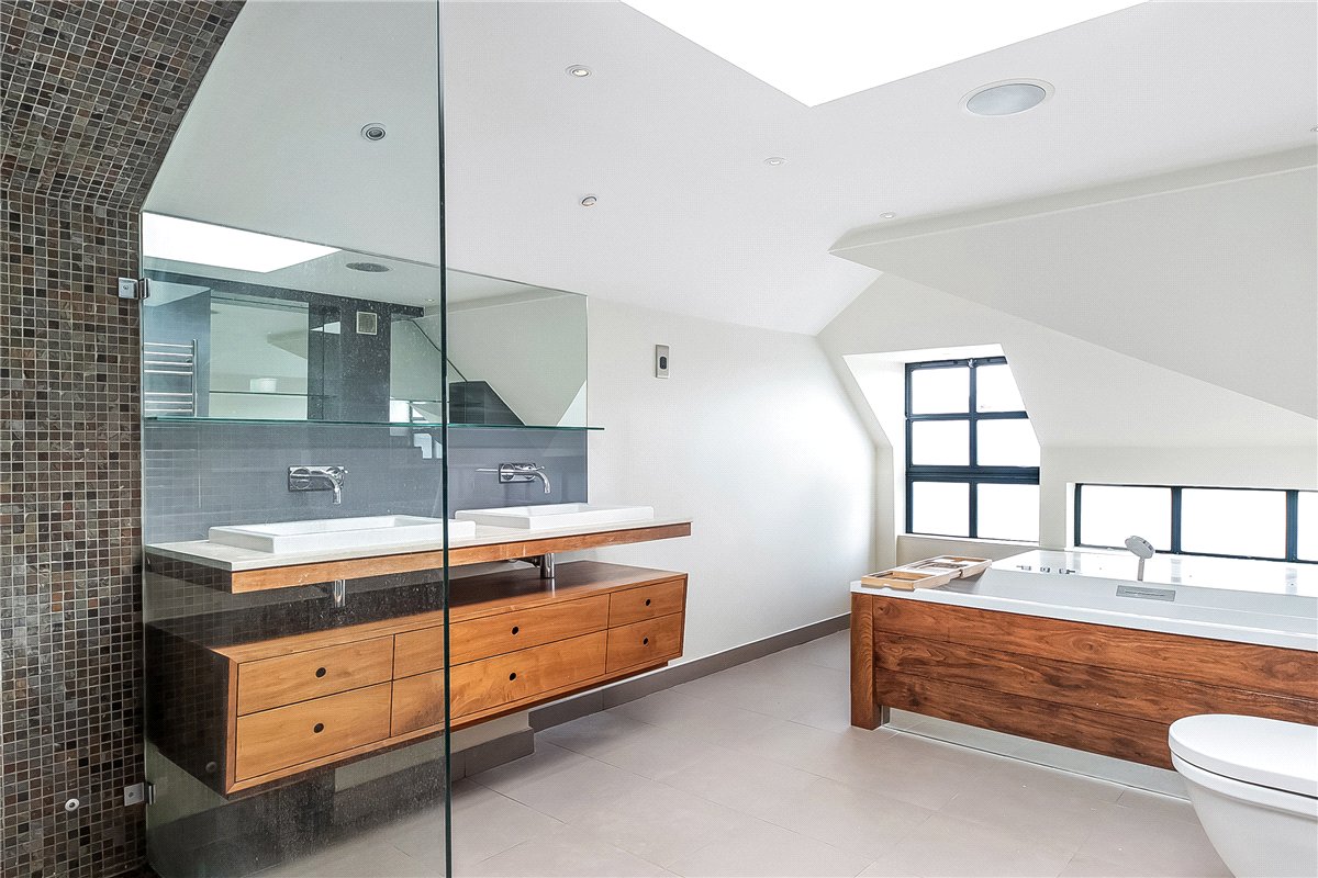 5 bedroom House, Wiseton Road, London, SW17 - Available, Image 24