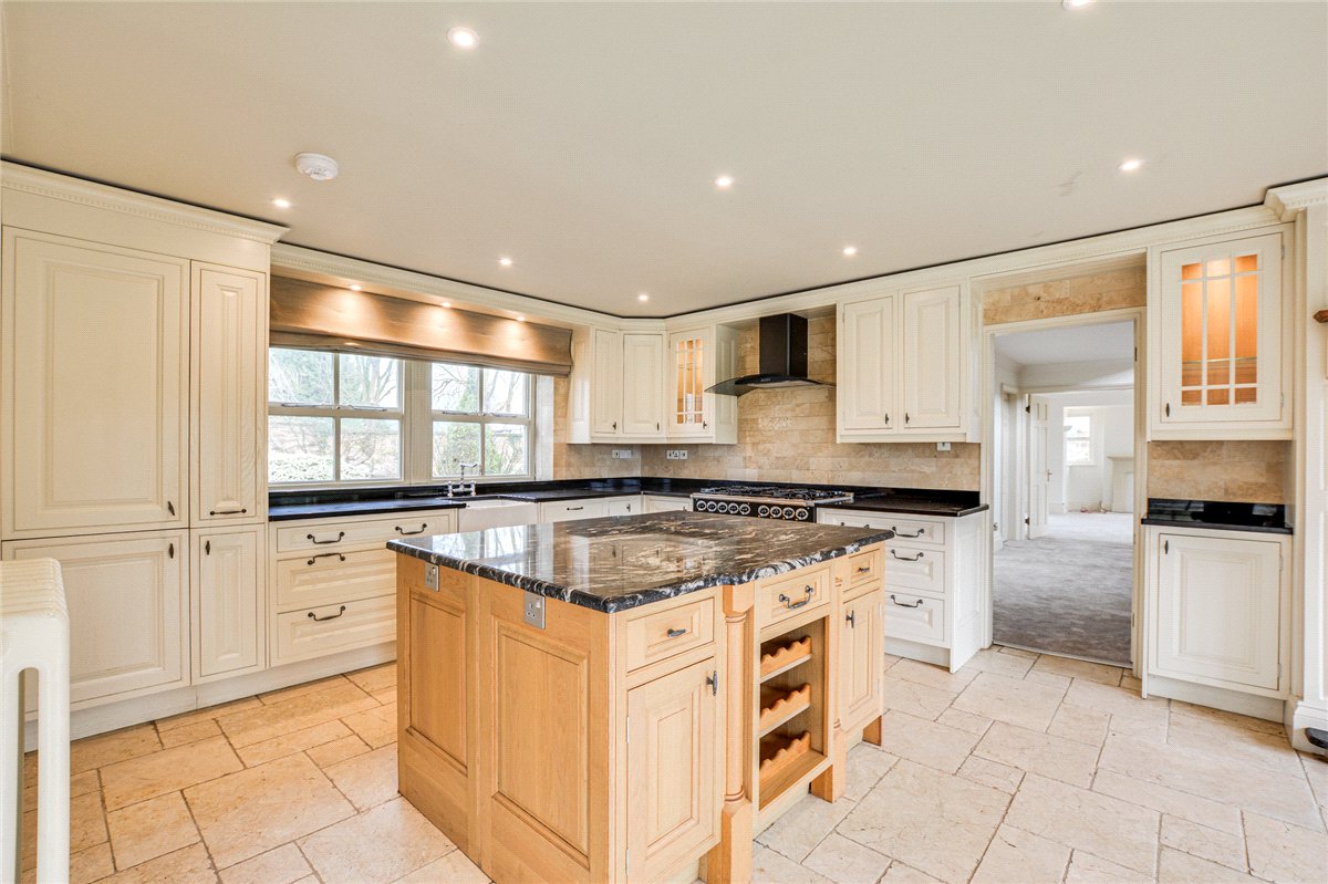 4 bedroom House, Glazebrook Lane, Glazebrook, WA3 - Available, Image 3