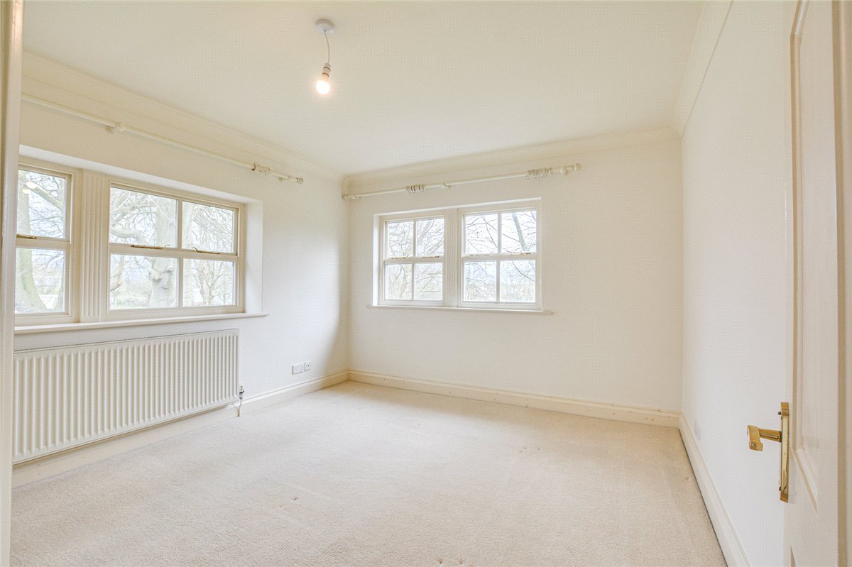 4 bedroom House, Glazebrook Lane, Glazebrook, WA3 - Available, Image 3