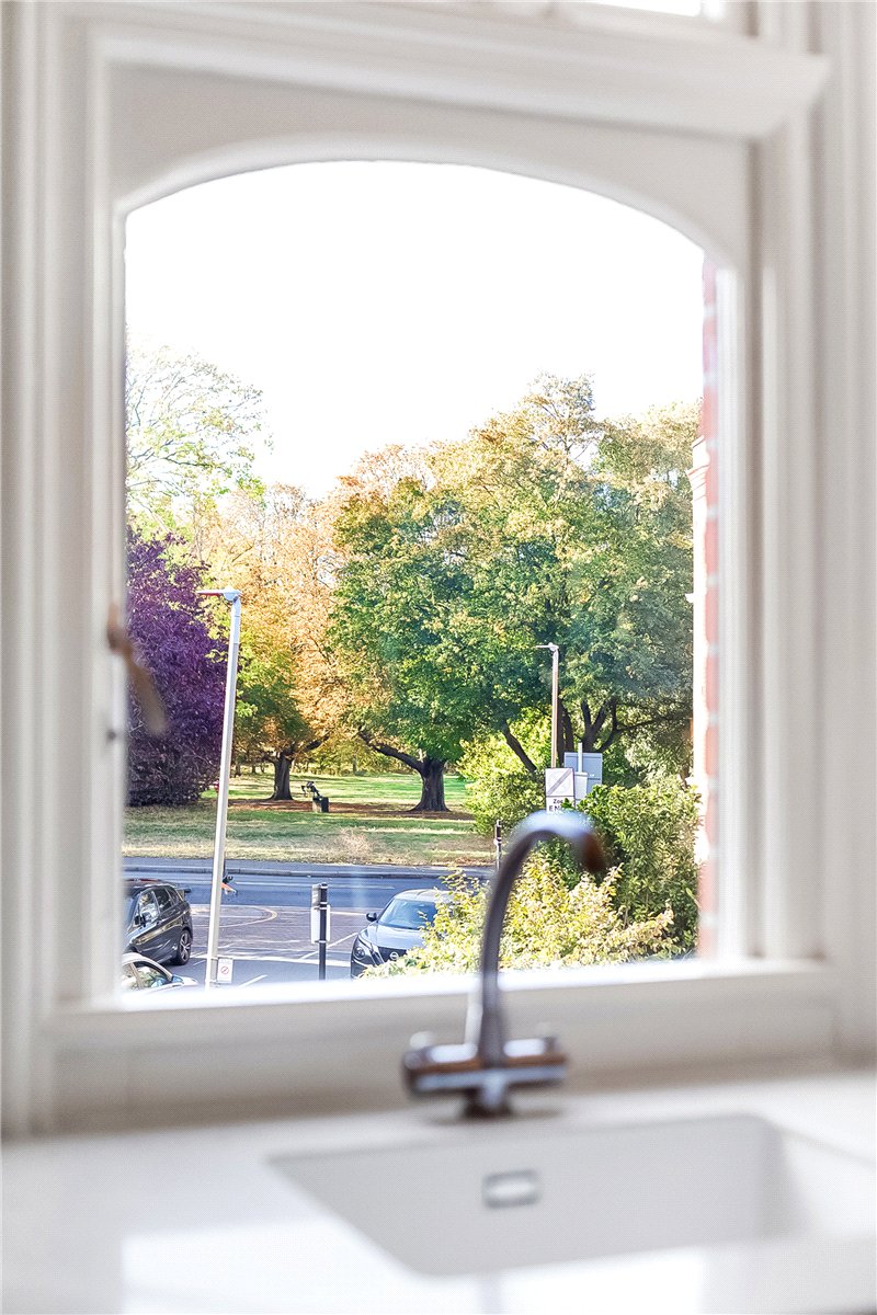 2 bedroom Flat, Wexford Road, London, SW12 - Sold STC, Image 3