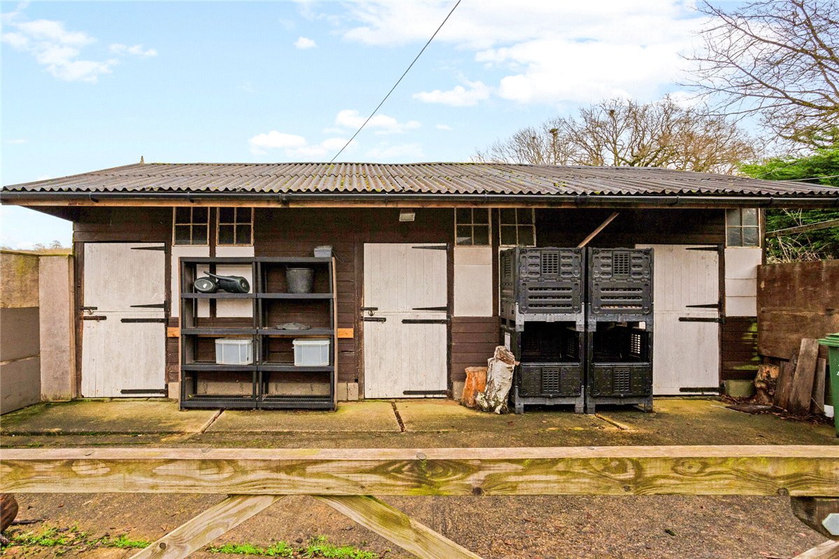 4 bedroom House, Dauntsey Lock, Chippenham, SN15 - Available, Image 2