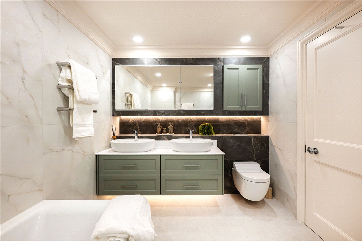 3 bedroom House, Woods Mews, Mayfair, W1K - Available, Image 30