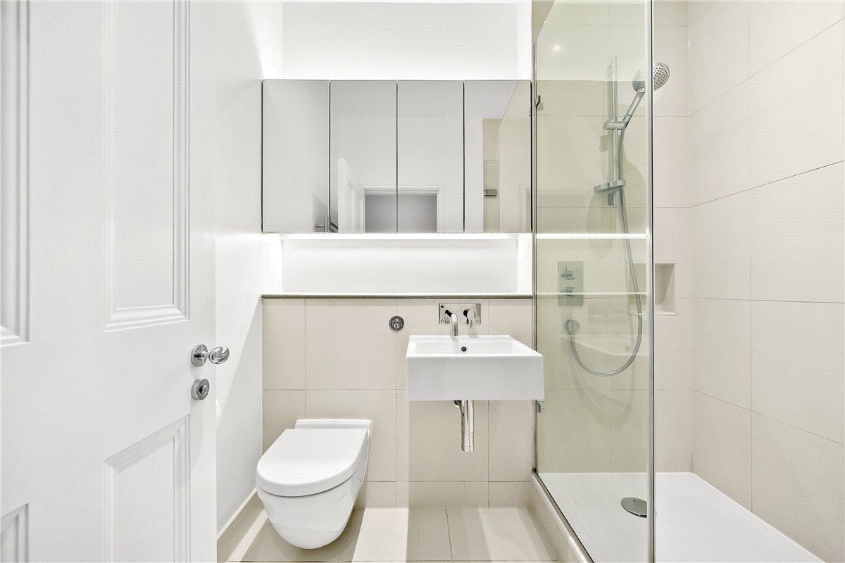 4 bedroom Maisonette, Egerton Gardens, Knightsbridge, SW3 - Available, Image 11