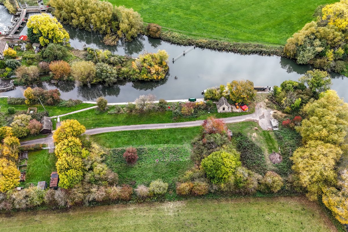   Land, Rushey Lock, Buckland Marsh, SN7 - Let Agreed, Image 3