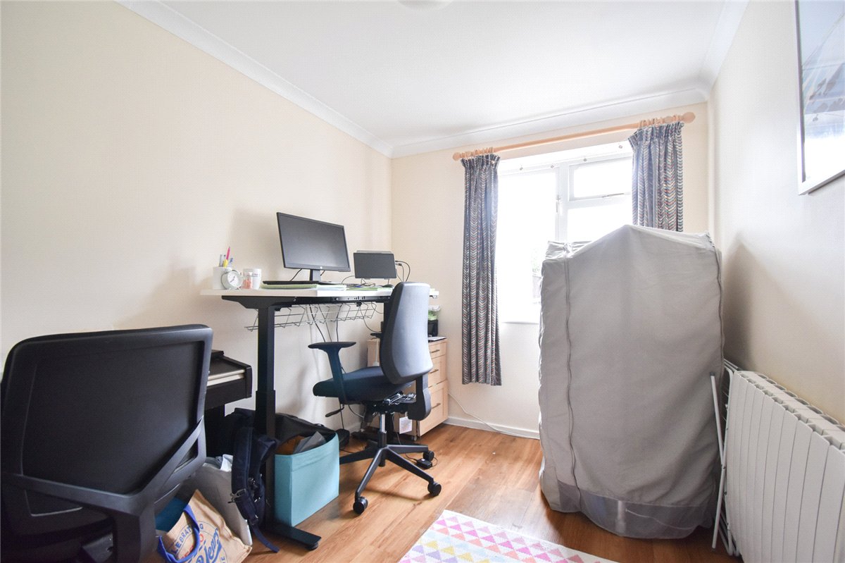 2 bedroom Bungalow, Tavistock Road, Cambridge, CB4 - , Image 4