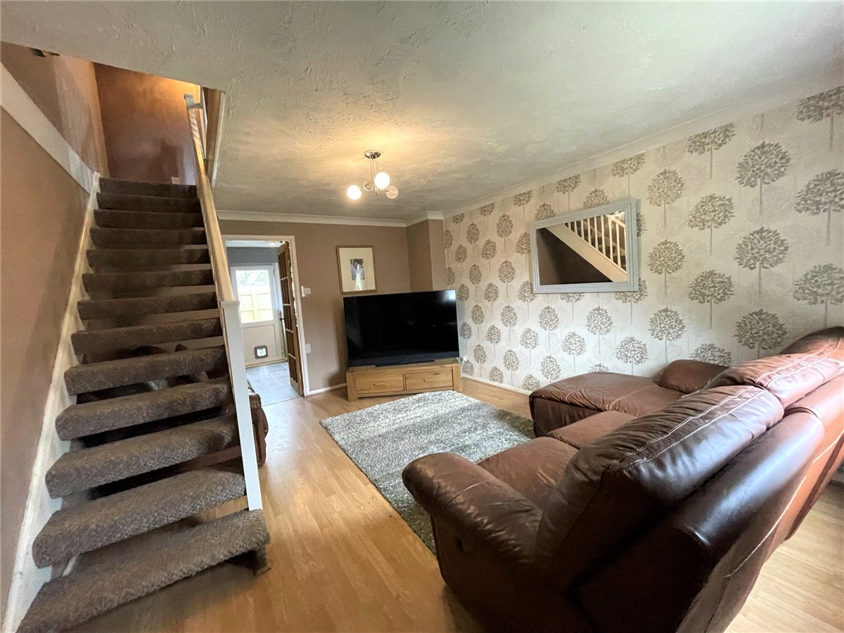 3 bedroom House, Thatcham, Berkshire, RG19 - , Image 2