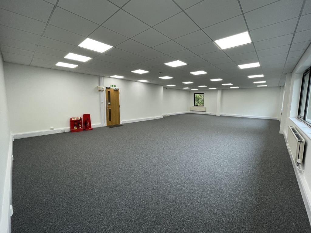 1230 Sq Ft, Unit 15 Thorney Leys Business Park, Witney, OX28 - Available, Image 1