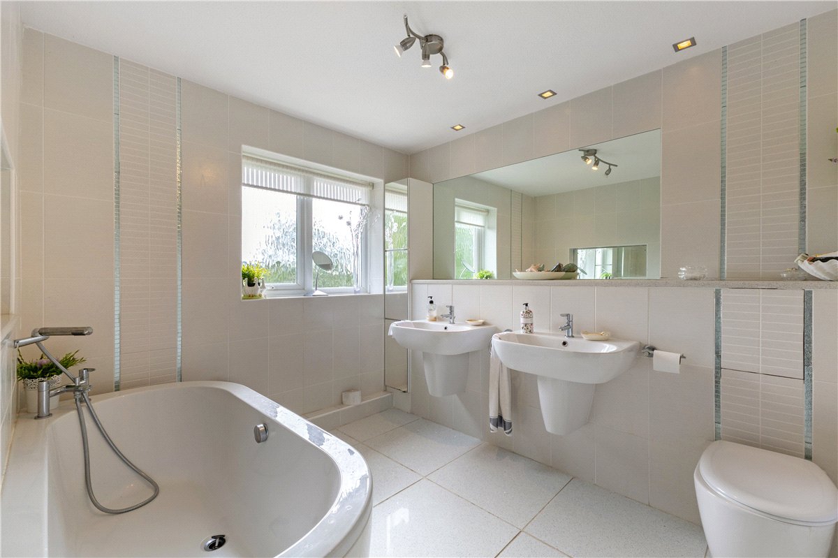 5 bedroom House, Southward Lane, Aldbourne, SN8 - Available, Image 12