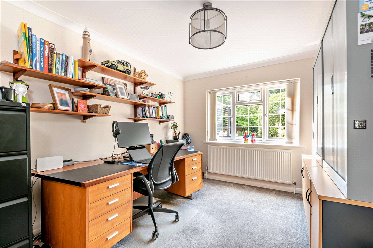 4 bedroom House, Ashford Hill Road, Headley, RG19 - Available, Image 10