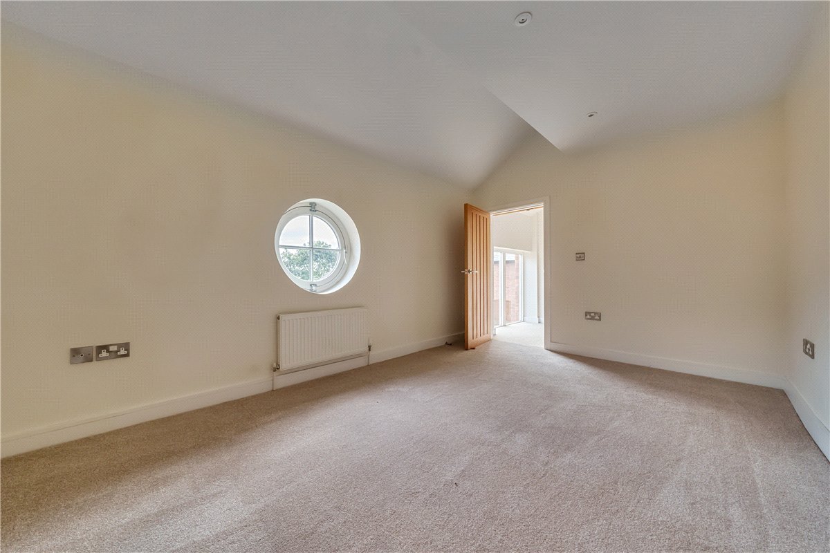 3 bedroom House, Stanthorne Park Mews, Clive Green Lane, CW10 - Available, Image 8