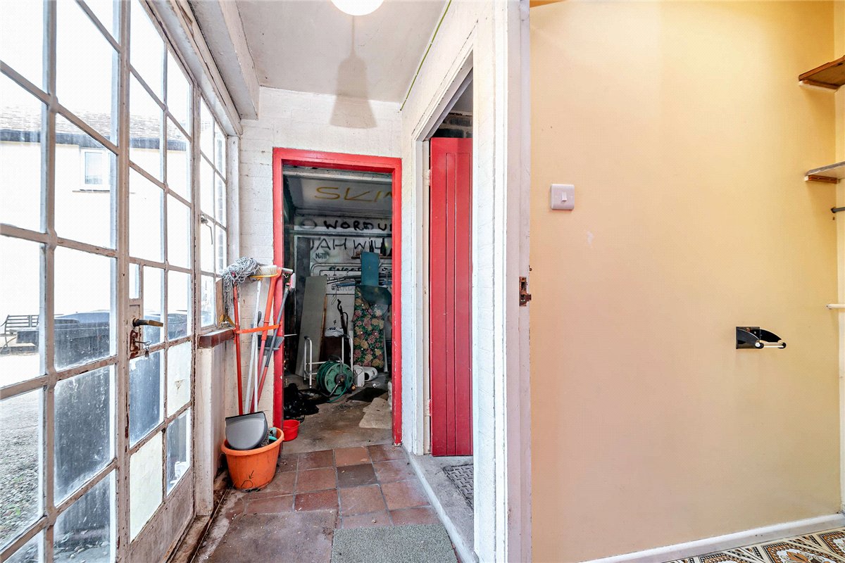 4 bedroom House, Clarendon Gardens, Newbury, RG14 - Available, Image 9