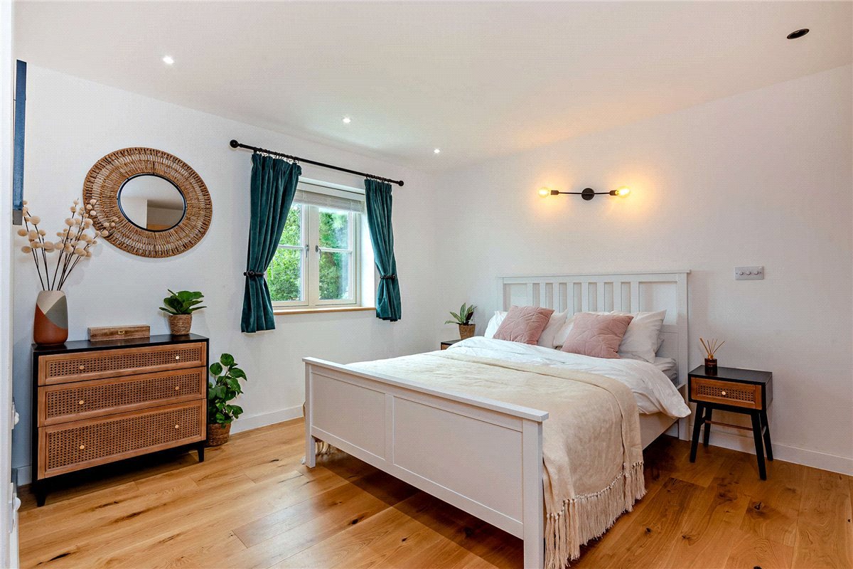 4 bedroom House, Highfield, Ashmansworth, RG20 - Available, Image 13