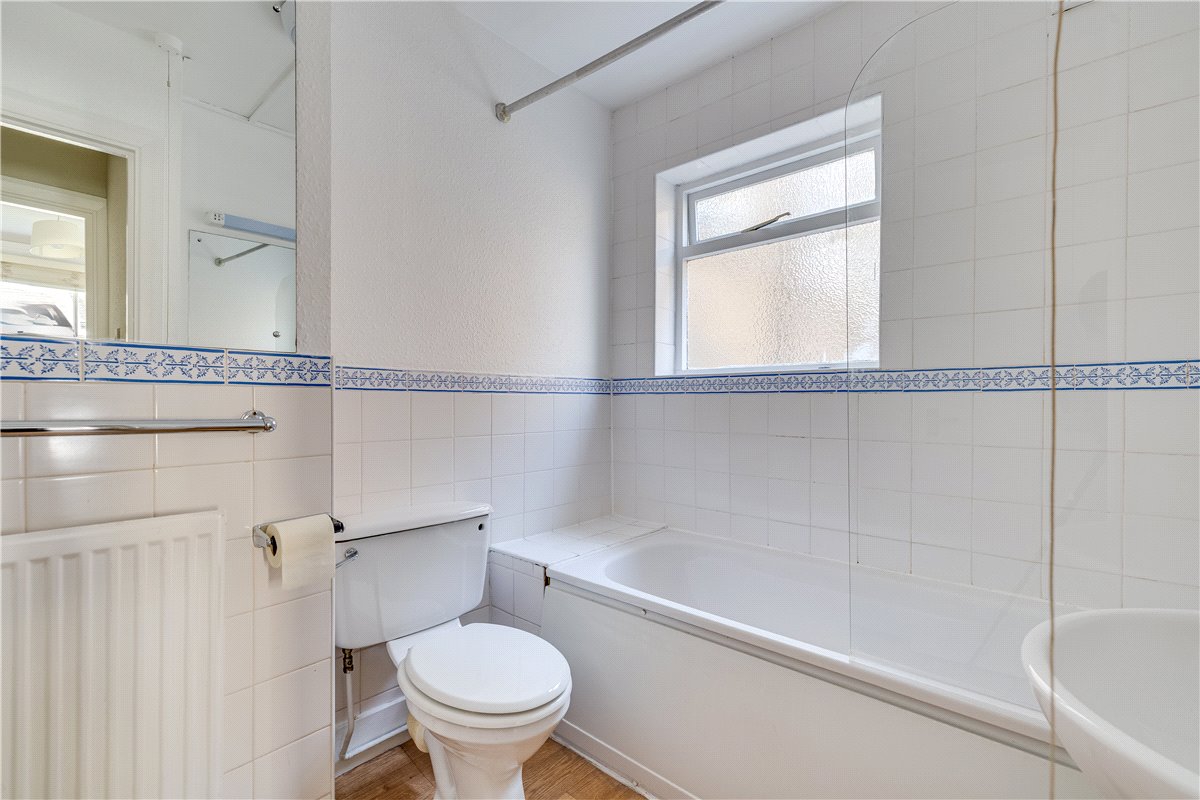 2 bedroom Flat, Latchmere Road, London, SW11 - Sold, Image 1