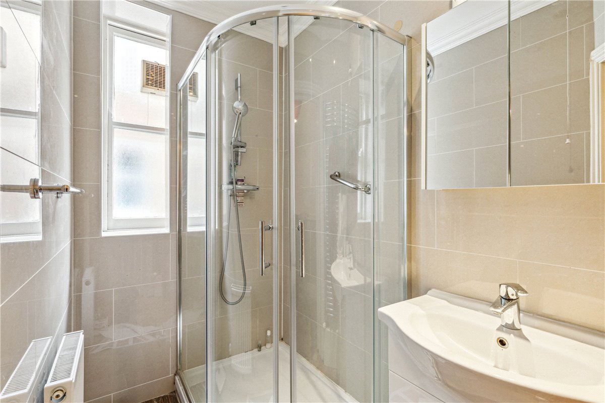 6 bedroom House, Niton Street, London, SW6 - Available, Image 12