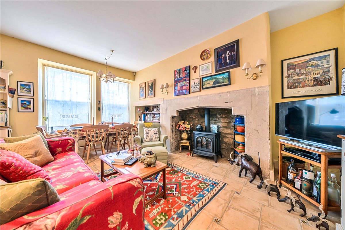 2 bedroom Maisonette, St. James's Square, Bath, BA1 - Sold STC, Image 2