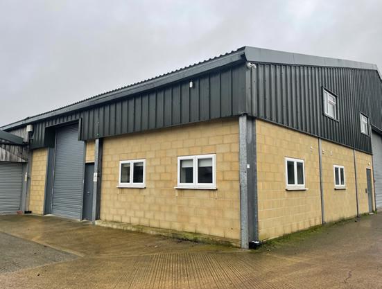 3043 Sq Ft, Home Farm Dairy Buildings, Marlborough, SN8 - Under Offer