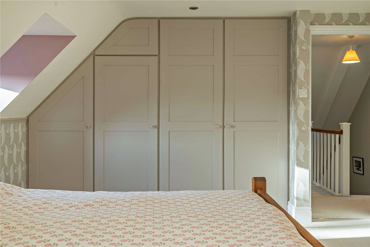 6 bedroom House, Cat Street, East Hendred, OX12 - Available, Image 8