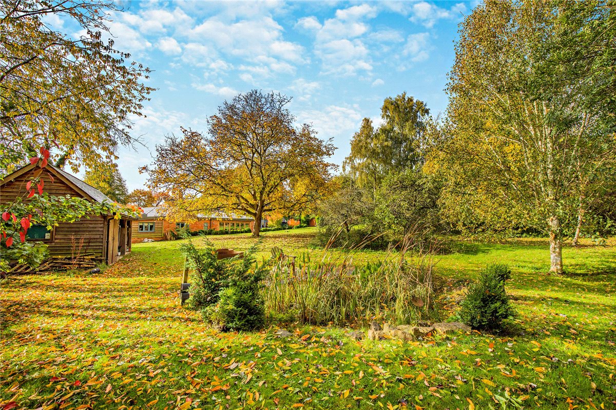 4 bedroom House, Long Lane, Shaw, RG14 - Sold STC, Image 14