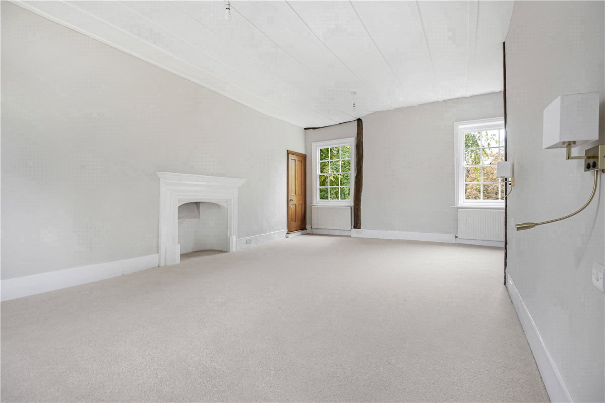 7 bedroom House, Breakspear Road South, Ickenham, UB10 - Available, Image 13