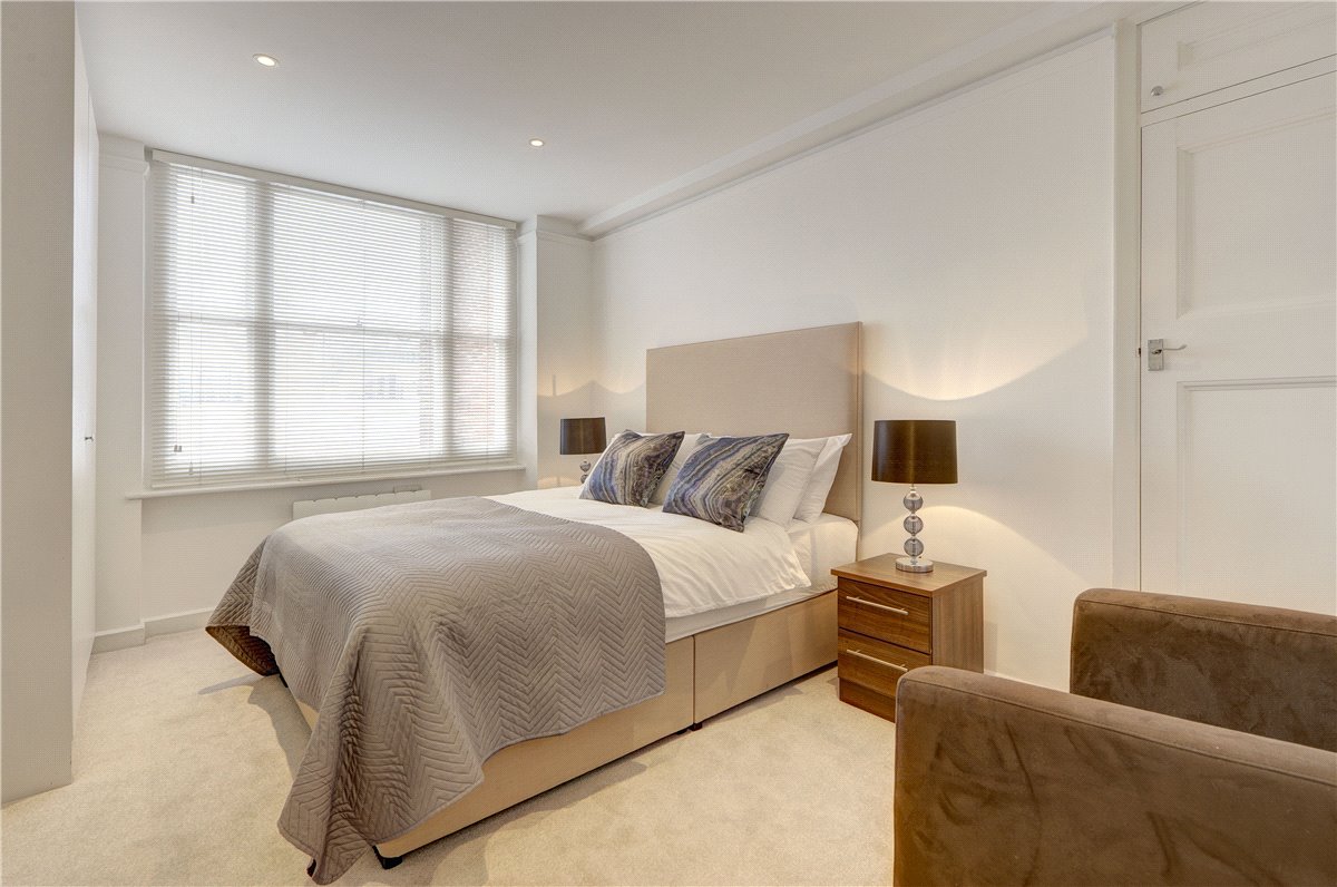 1 bedroom Flat, Hill Street, Mayfair, W1J - Available, Image 6