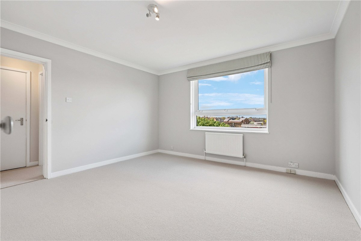 3 bedroom Flat, Napier Court, Ranelagh Gardens, SW6 - Available, Image 13