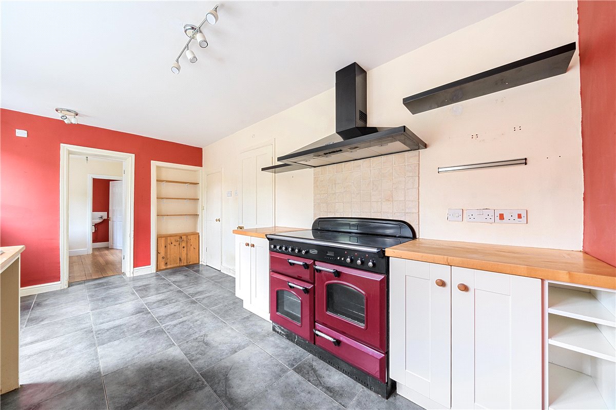 4 bedroom House, Andover Road, Upavon, SN9 - Sold, Image 8