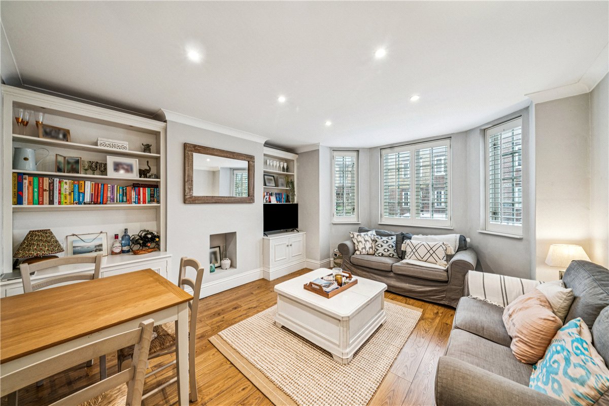 2 bedroom Flat, Frogmore, London, SW18 - Sold STC, Image 2